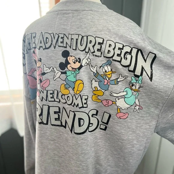 Disney Mickey and Friends Oversized Crewneck - Picture 5 of 5